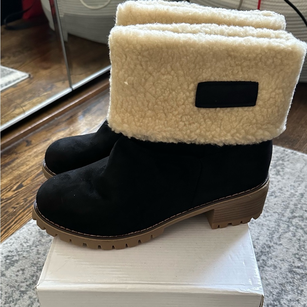 mikarka Slip on Chunky Stacked Warm Suede Fur Lined Snow Ankle Boots
